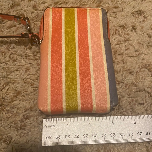 COACH. Card Wristlet. Mostly Pink & White with Silver Hardware. - Picture 6 of 9